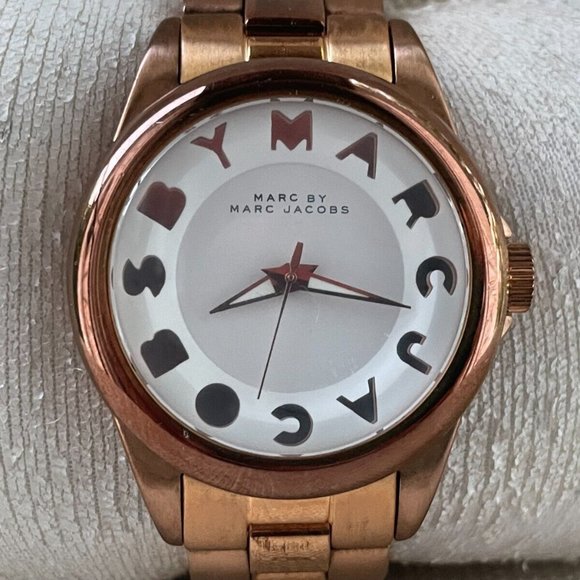 Marc Jacobs Accessories - Marc Jacobs Women Wristwatch Gold Tone Analog Quarts Watch